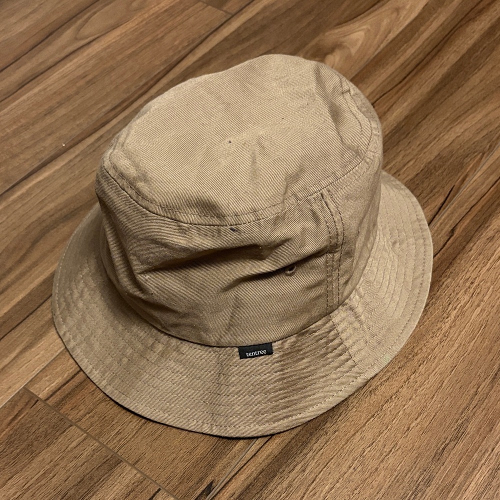 tentree Classic Beige Bucket Hat
